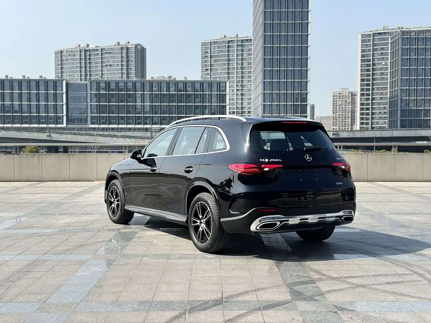 Mercedes-Benz GLC 2025 Model Year GLC 260 L 4MATIC Luxury фото 12