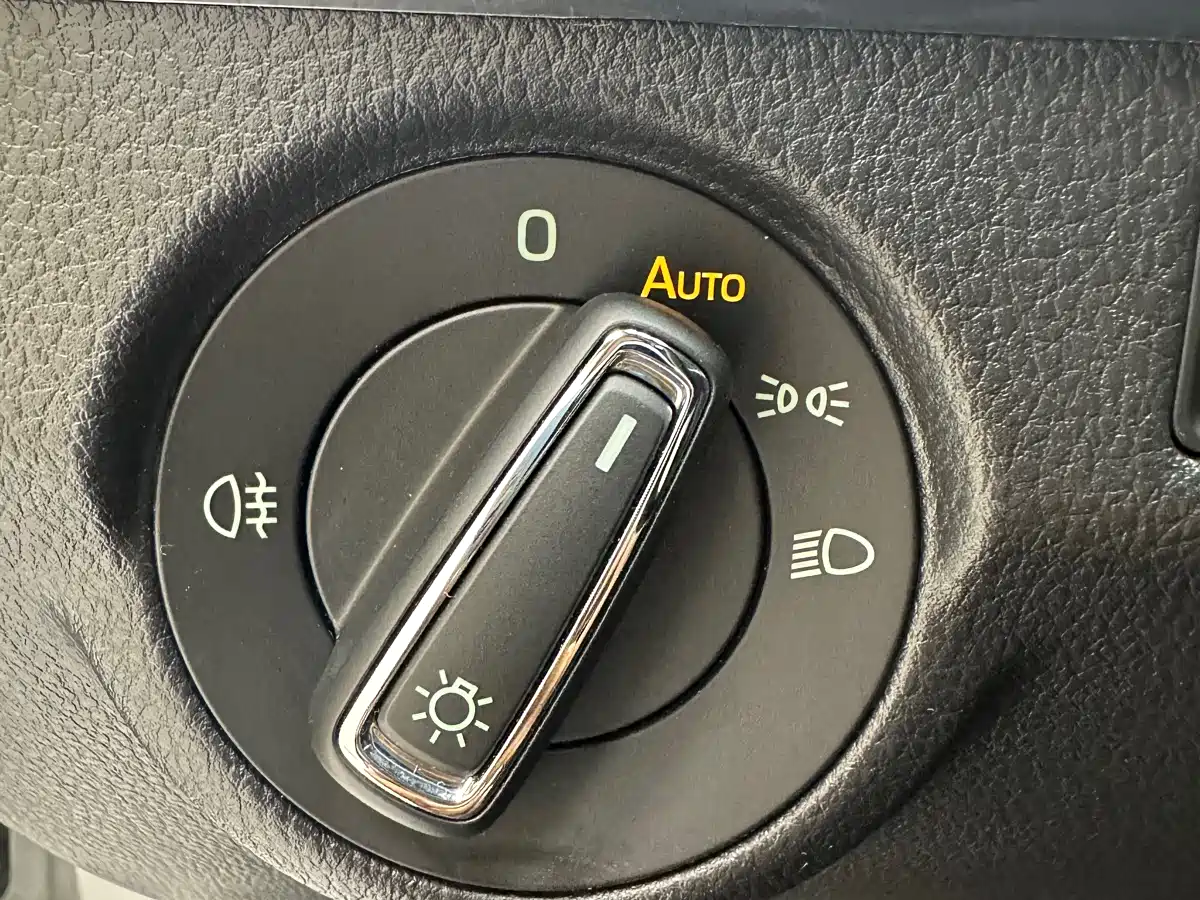 Škoda Kamiq 2024 Model 1.5L Automatic Comfort Edition фото 13
