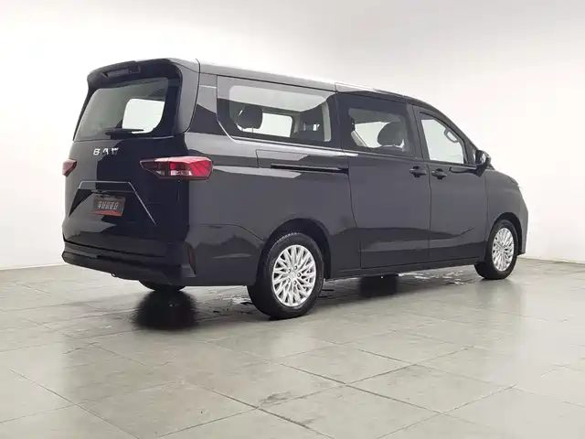 BAW (Beijing Automobile Works) Ruisheng Ace M7 2023 2.0L Auto Long Wheelbase Business 7-seater — фото 2