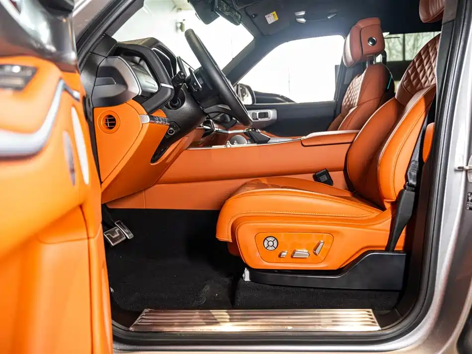 TANK TANK 700 NEW ENERGY