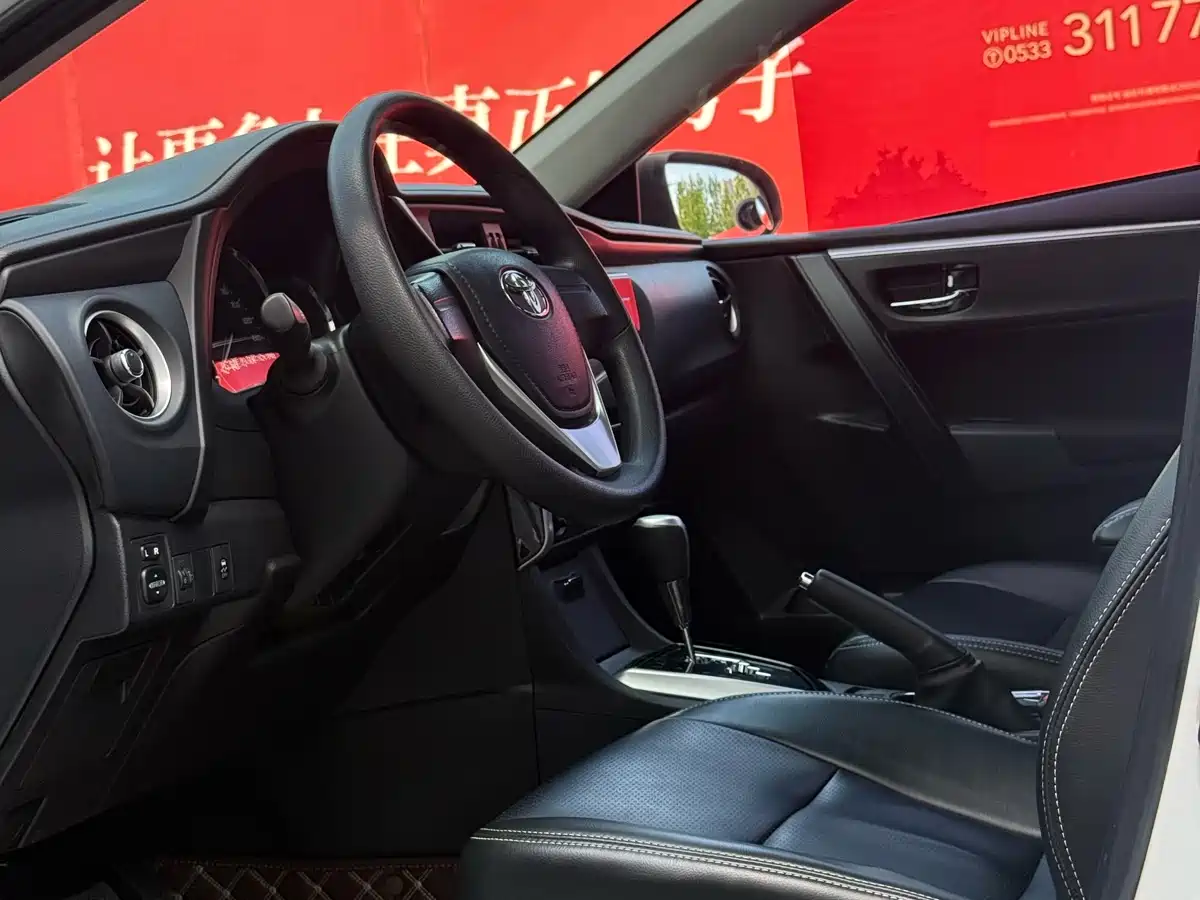 Toyota Corolla 2018 1.2T S-CVT GL Smart Edition фото 8