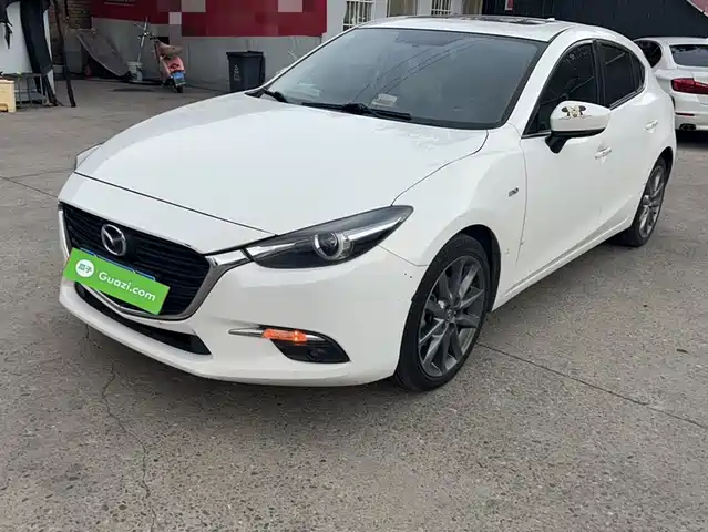 Mazda 3 Axela 2019