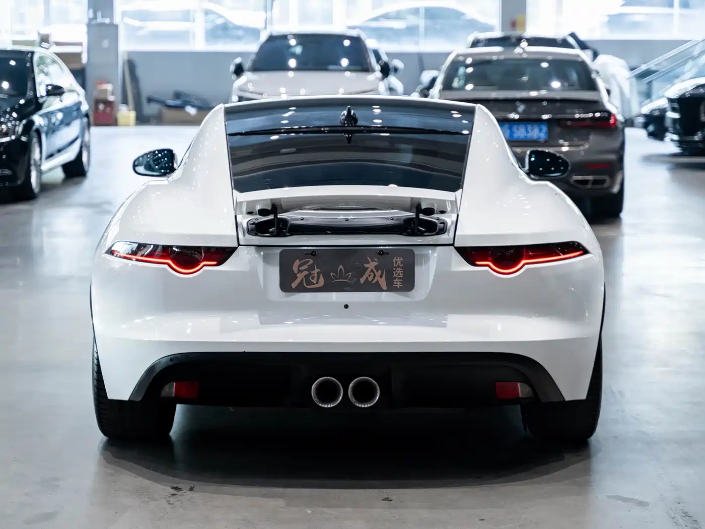 JAGUAR F TYPE