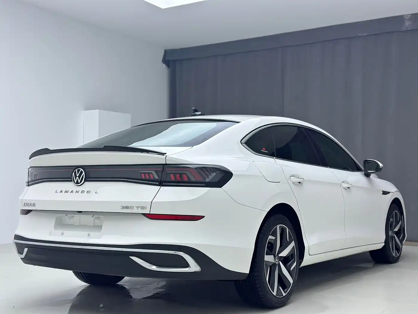 Volkswagen Lamando 2022 Lamando L 280TSI DSG Cool Edition фото 4