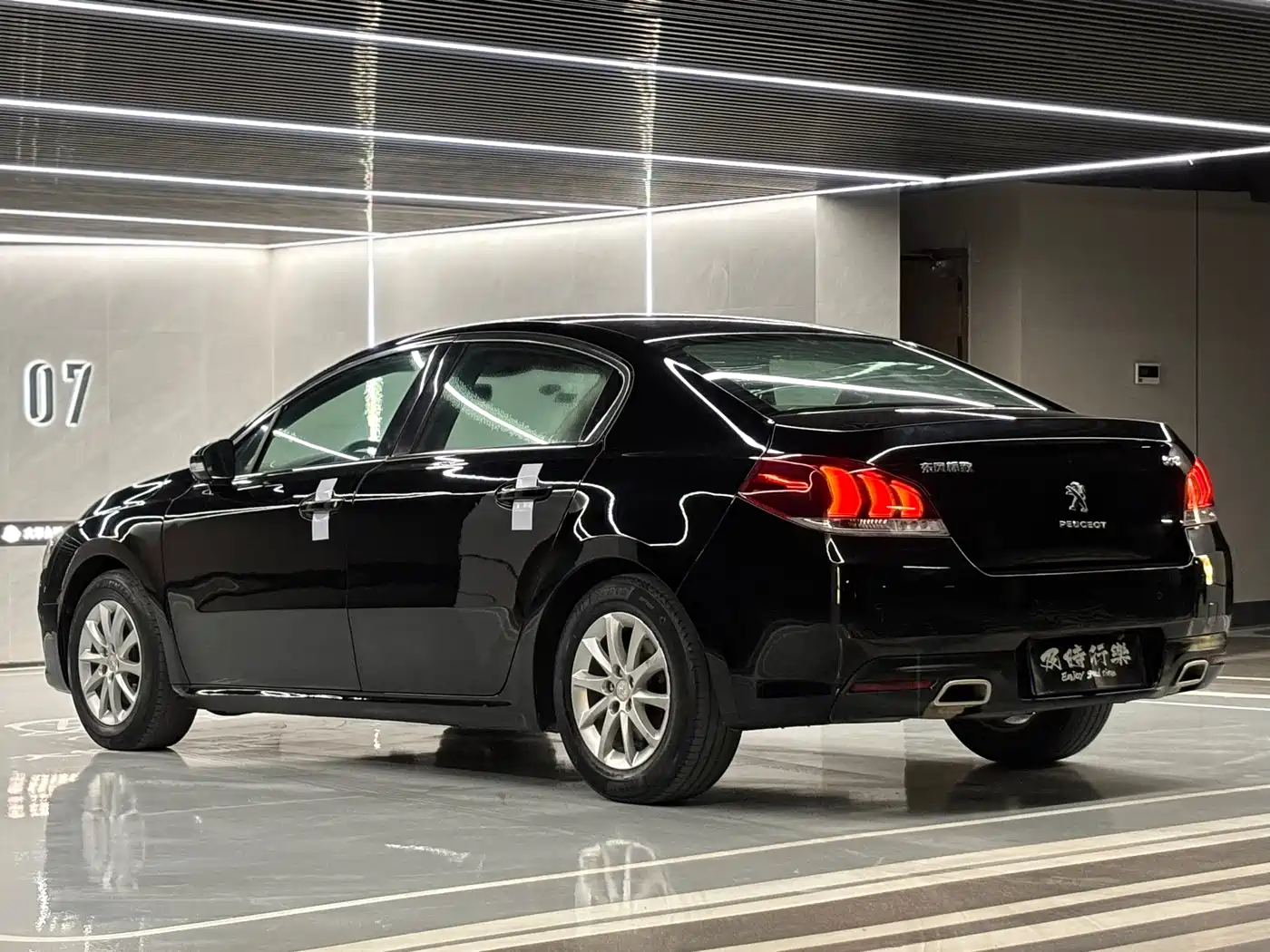 Peugeot 508 2015 2.0L Automatic Zhiyi Edition фото 16