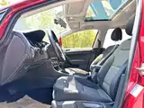 Фото 4 - Volkswagen Golf