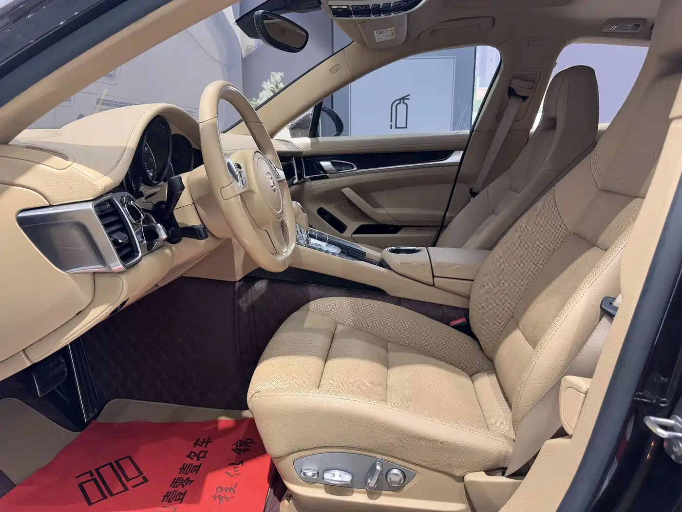 Porsche Panamera 2014 Panamera 3.0T фото 13