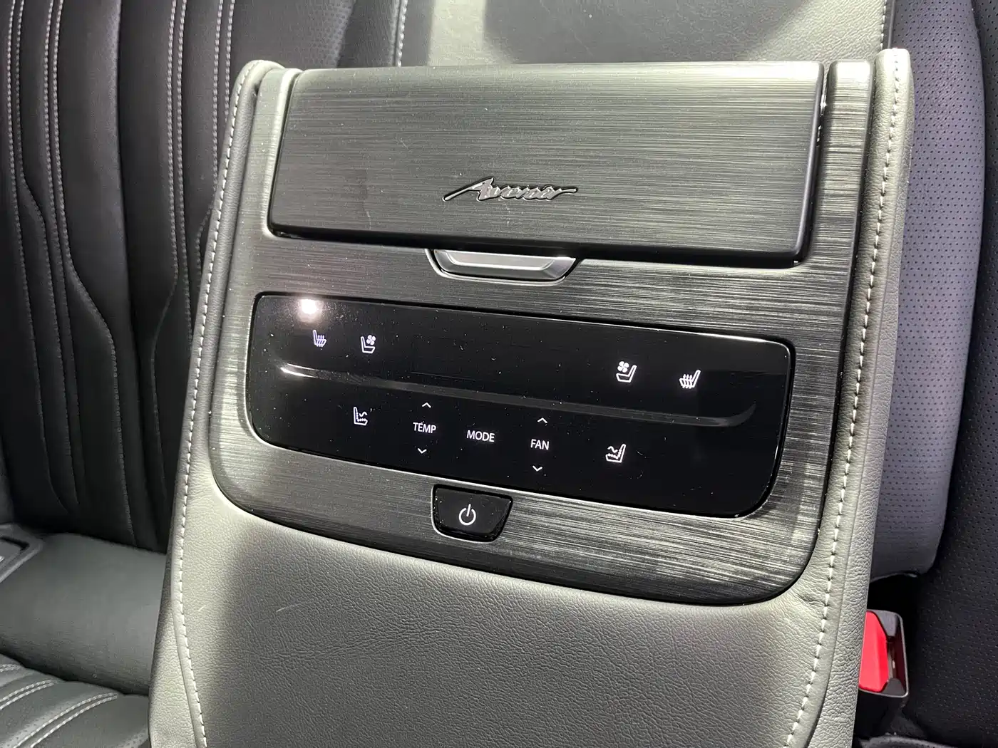 Buick LaCrosse 2024 Aivia Edition фото 7