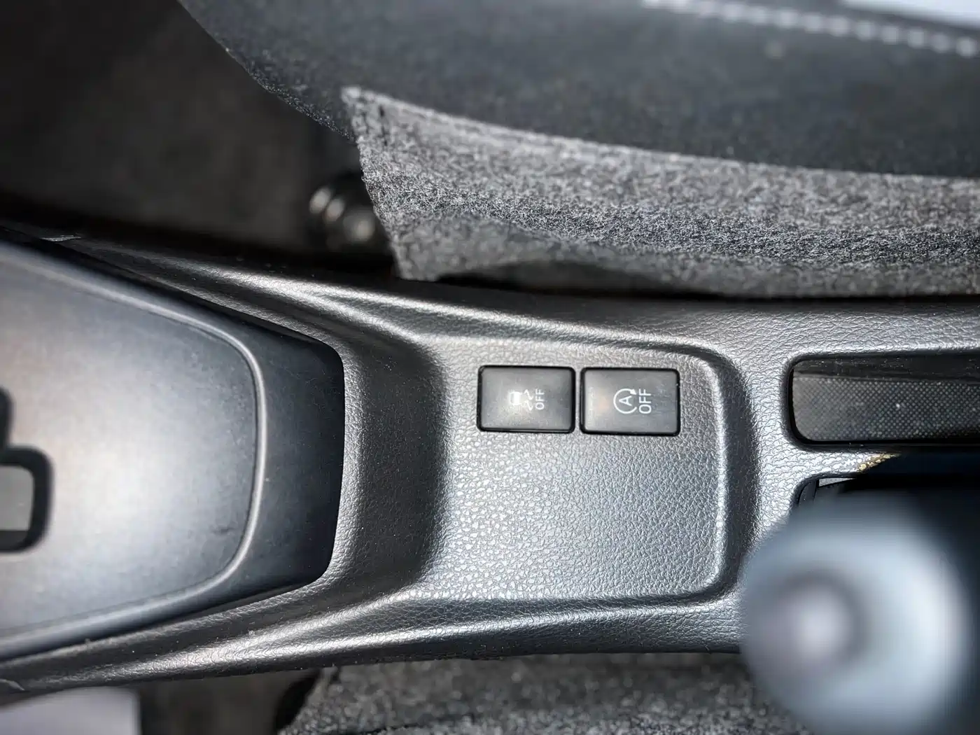 Toyota YARiS L Zhi Xuan 2020 1.5L CVT Leading Edition фото 18