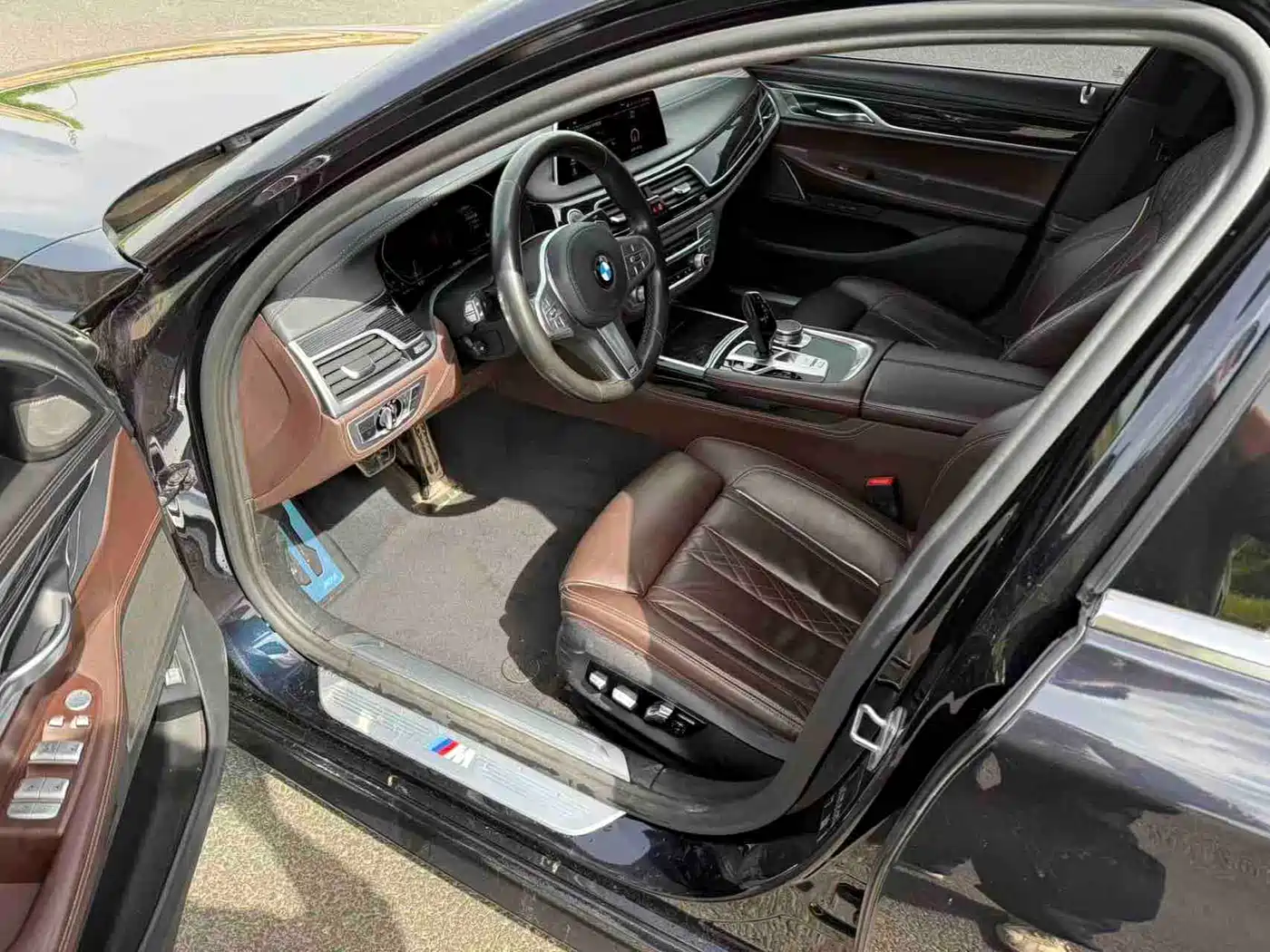 BMW 7 Series 2019 740Li Leading M Sport Package фото 5
