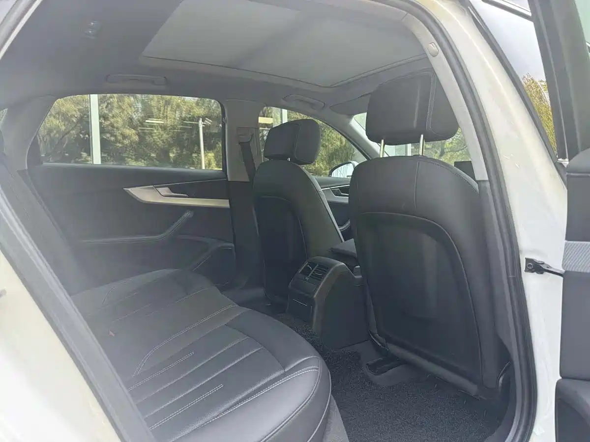 Audi A4L 2020 40 TFSI Fashion Elegance фото 16