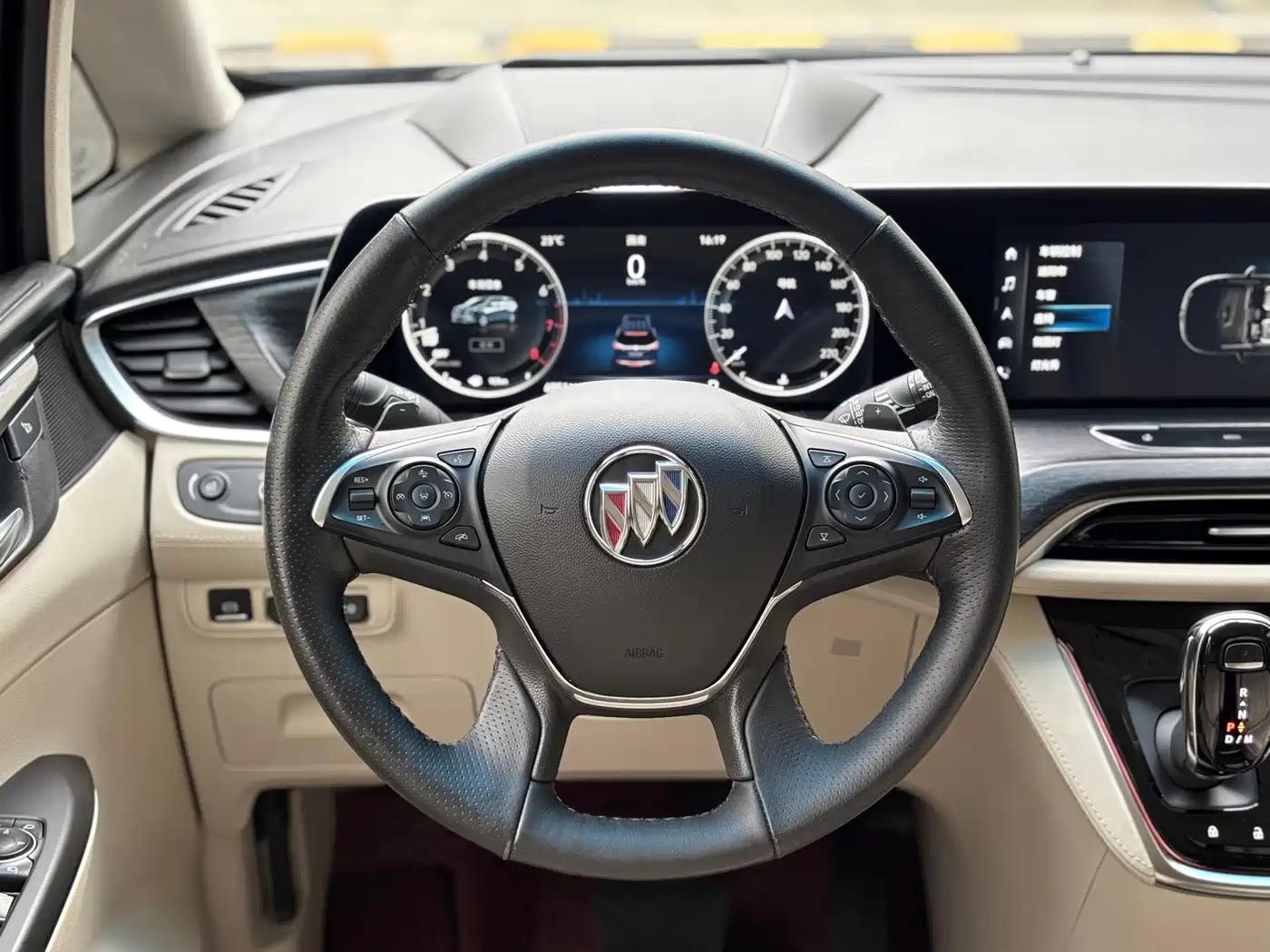 Buick GL8 2020 Avenir Six-Seat Elegance Edition фото 6