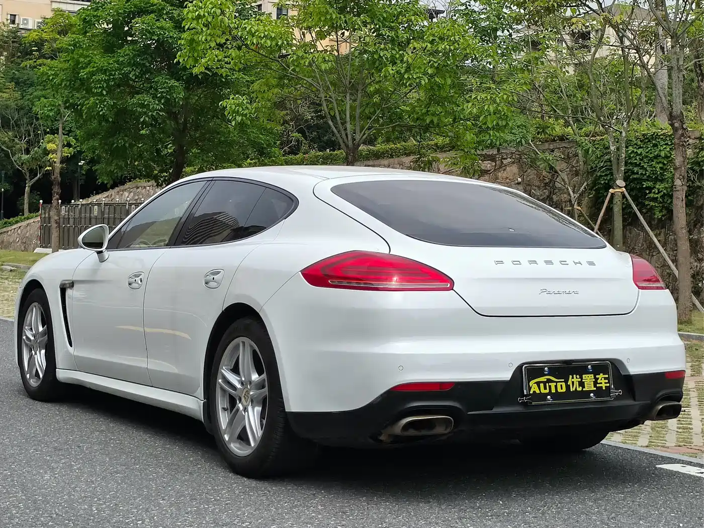 Porsche Panamera 2014 Panamera 3.0T фото 8