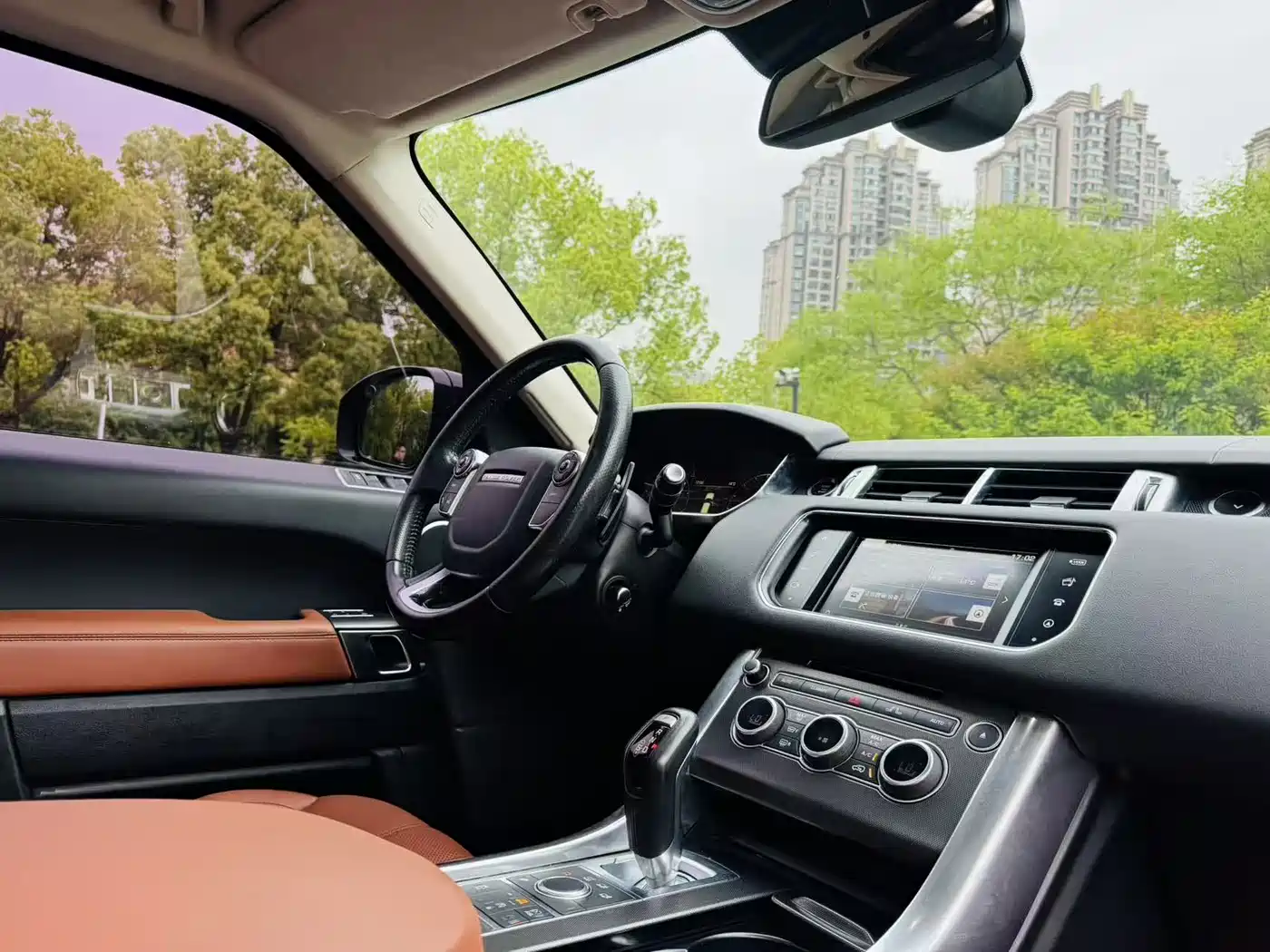 Land Rover Range Rover Sport 2016 Model 3.0 SC V6 HSE DYNAMIC фото 11