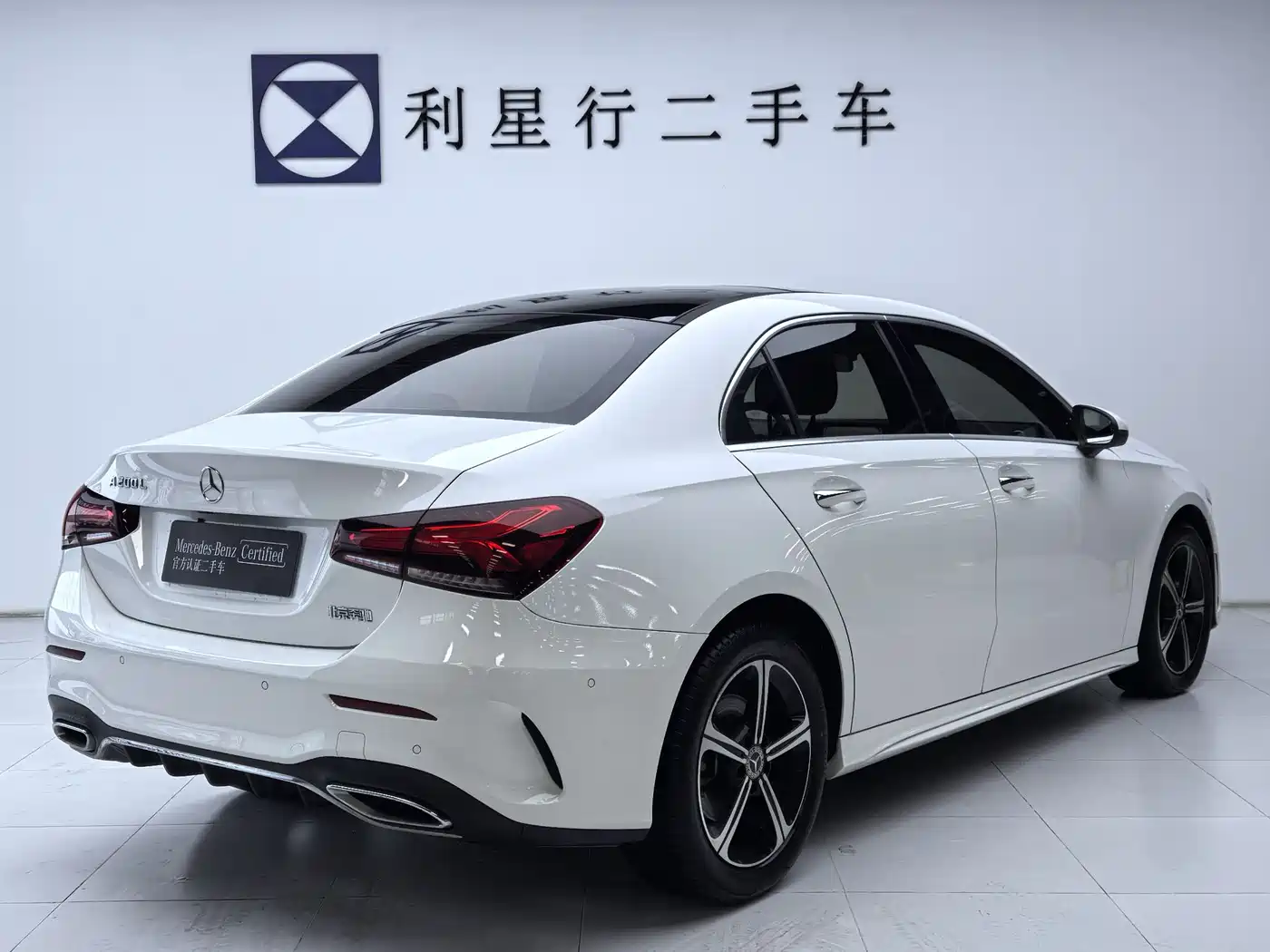 Mercedes-Benz A-Class 2023 A 200 L Fashion фото 4