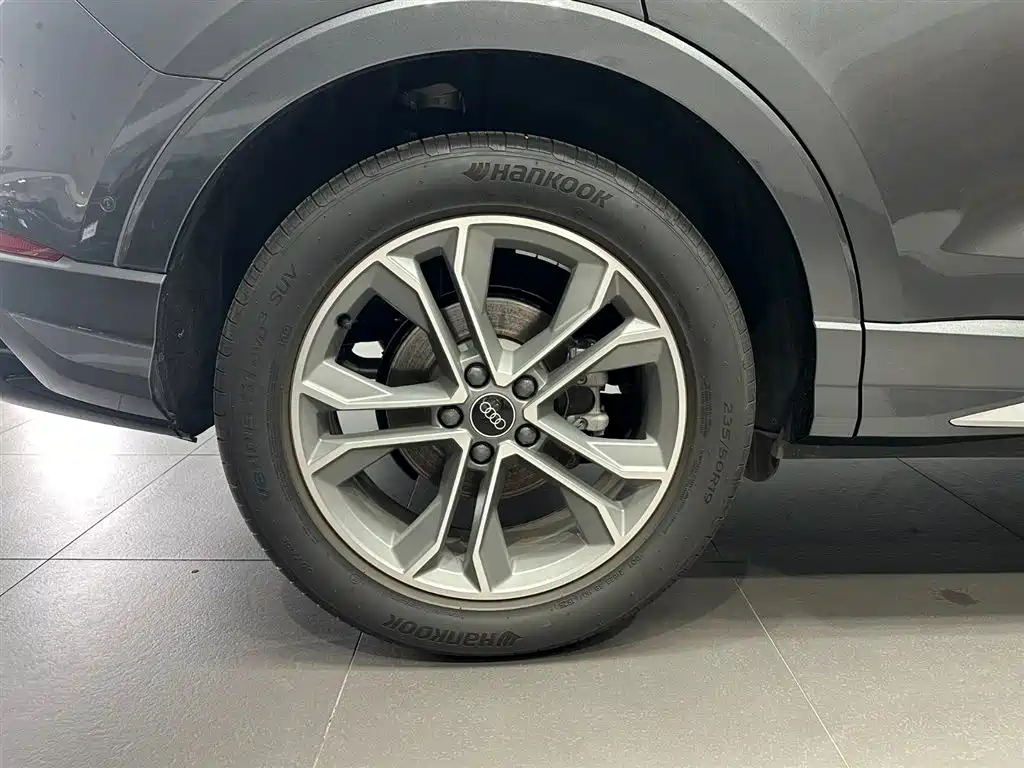 Audi Q3 2025 2025 quattro 45th Anniversary Edition 40TFSI Fashion Dynamic