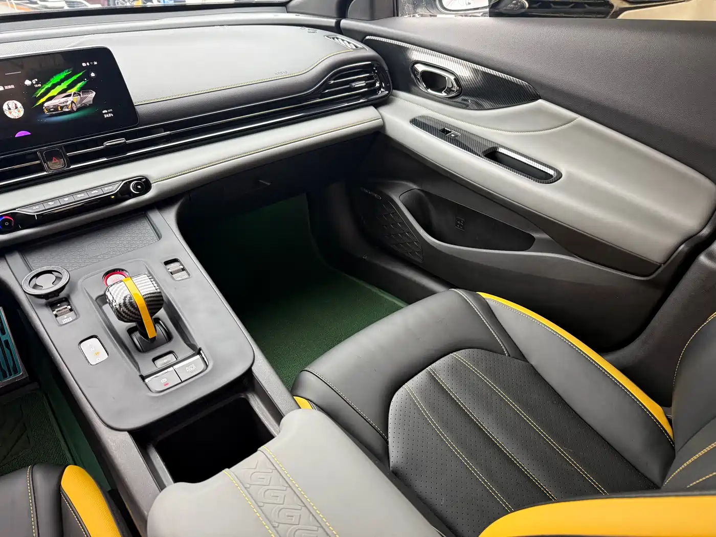 GAC Trumpchi Trumpchi Emkoo 2023 Shadow Leopard H Smart Hybrid фото 12