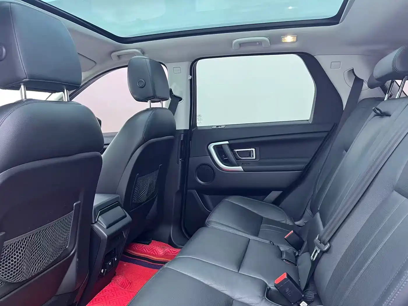 Photo 23 - Land Rover Discovery Sport