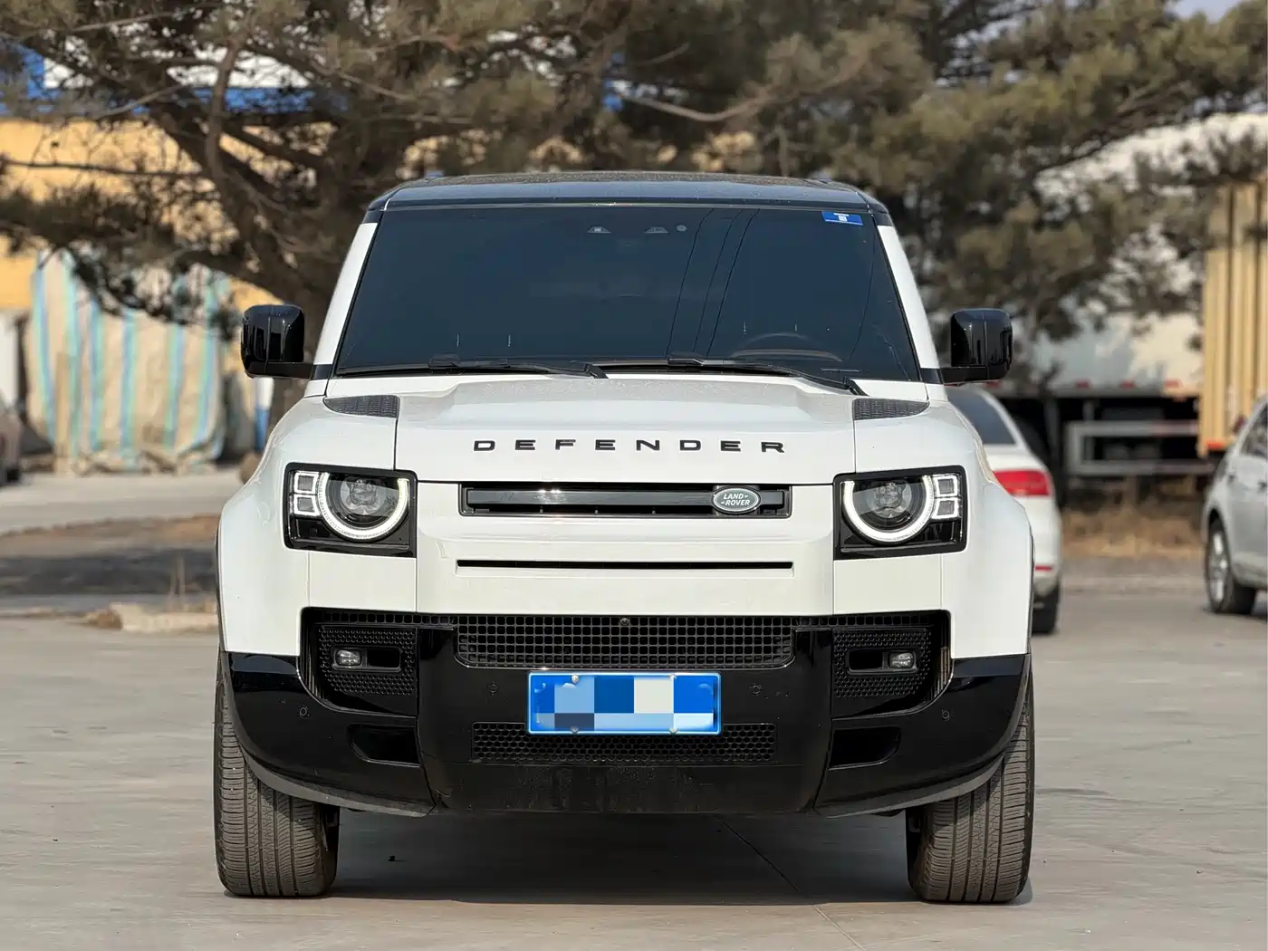 Land Rover Defender 2024 110 3.0T P400 X-DYNAMIC HSE фото 2