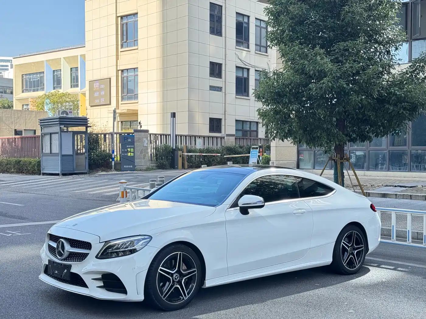 MERCEDES-BENZ C CLASS