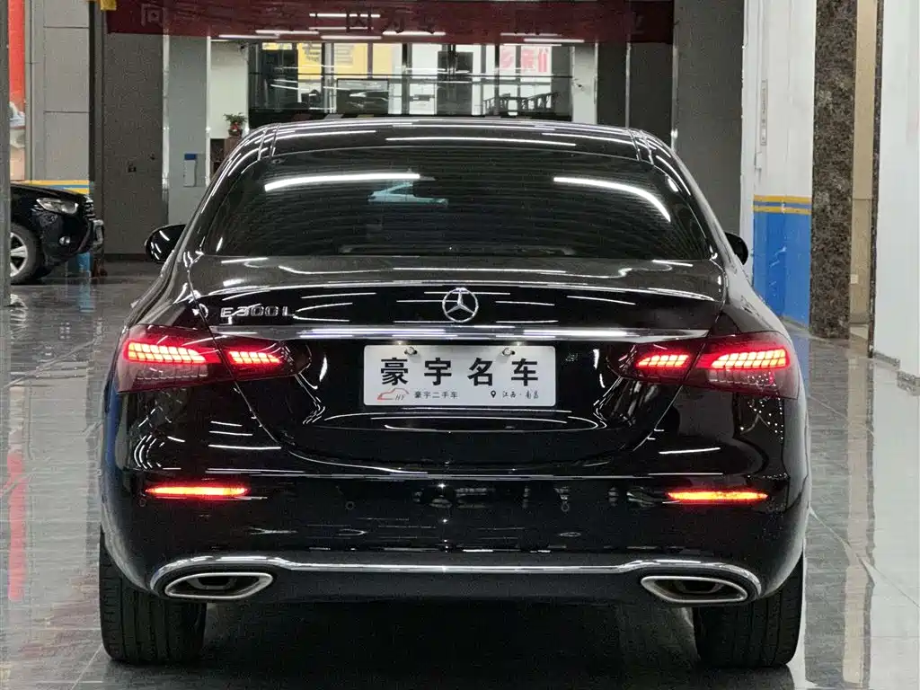  E CLASS