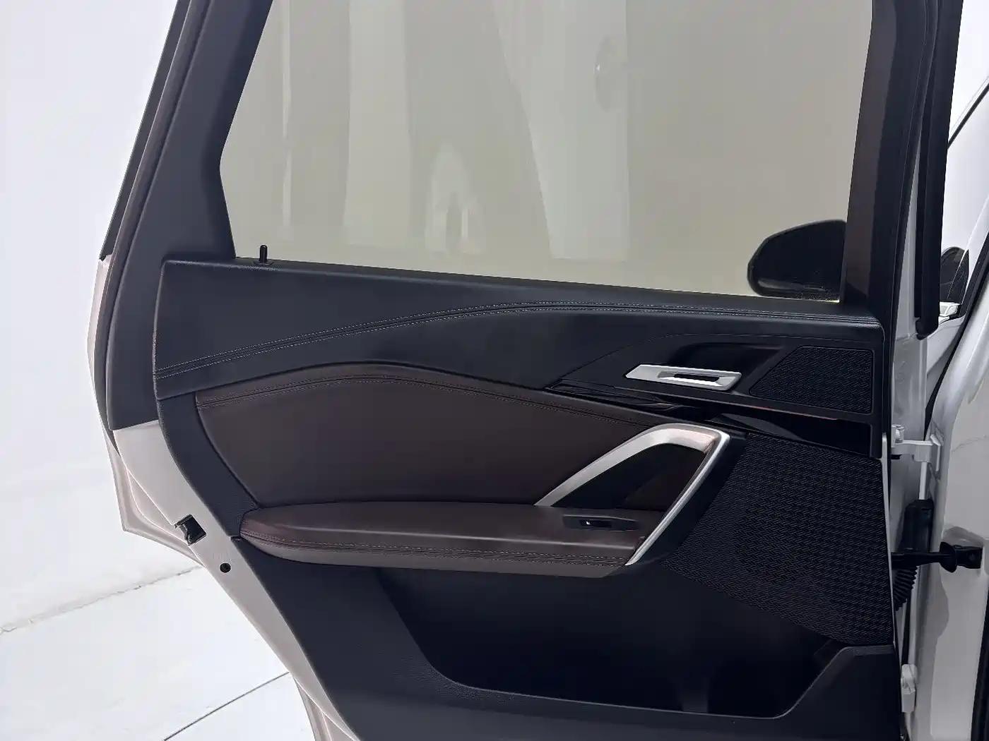 BMW X1 2023 sDrive20Li X Design Package фото 22