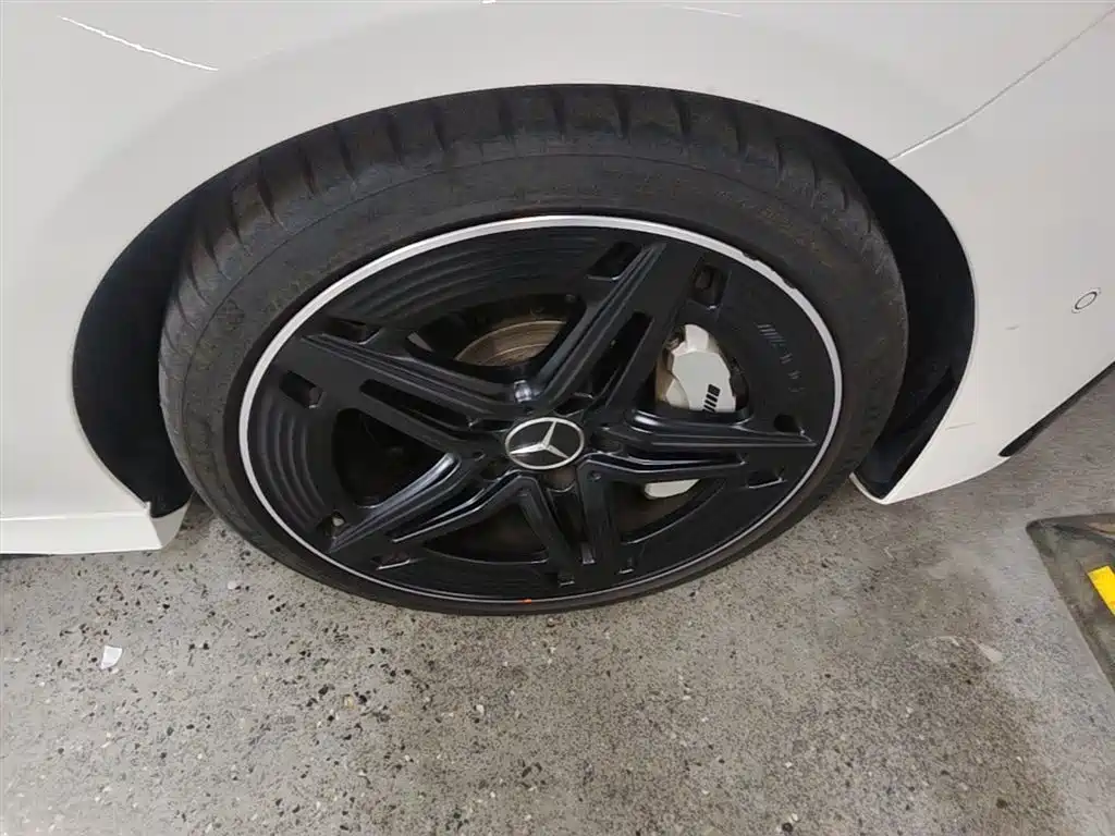 Mercedes-Benz CLA AMG 2024 Facelift AMG CLA 35 4MATIC фото 14