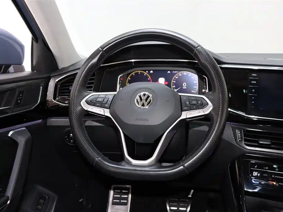 Volkswagen Tayron X 2020 330TSI 2WD Premium Smart Edition фото 13