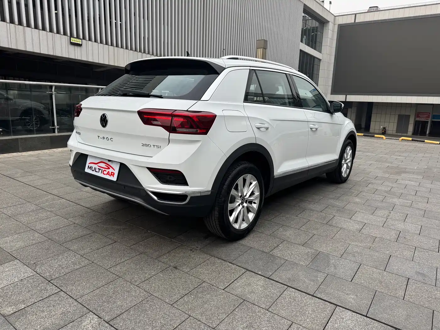 Volkswagen T-ROC 2022 280TSI DSG 2WD Elite PLUS фото 9