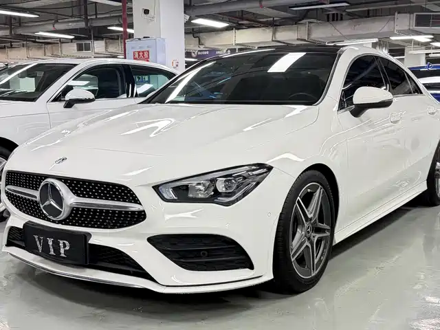 MERCEDES-BENZ CLA
