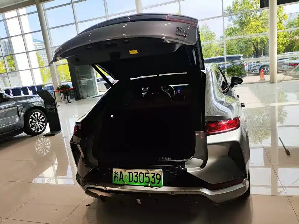 BYD Song L EV 2025 Smart Driving Edition 662km Lidar Excellence фото 9