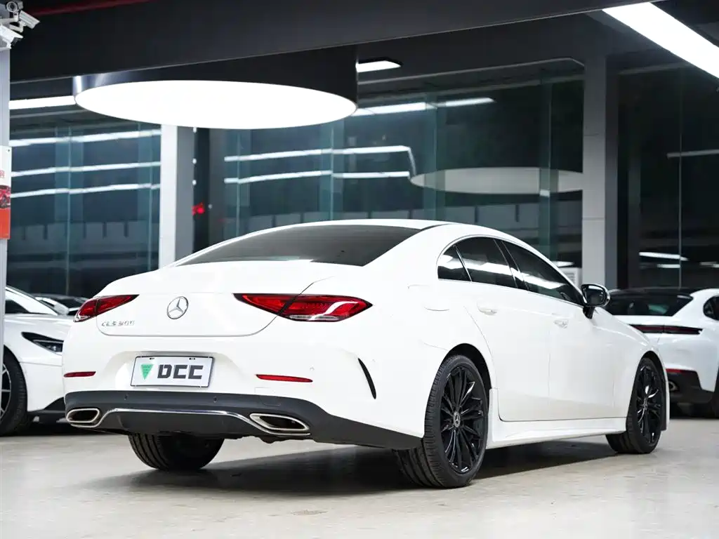 MERCEDES-BENZ CLS