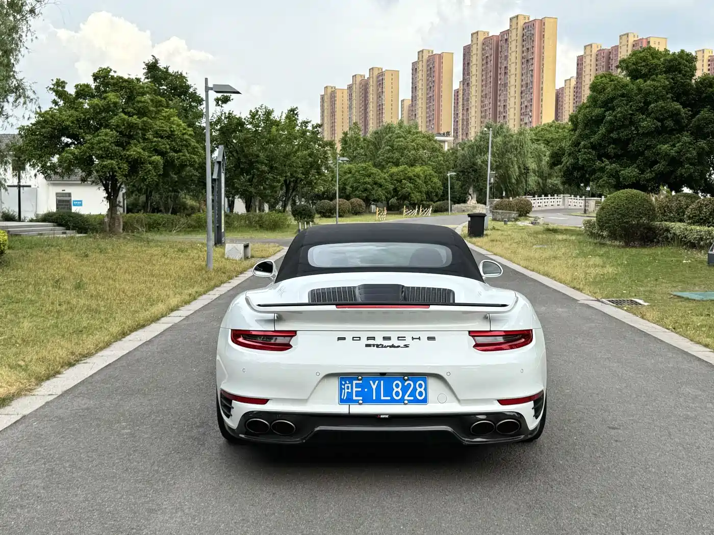 Porsche 911 2016 Turbo S Cabriolet 3.8T фото 3