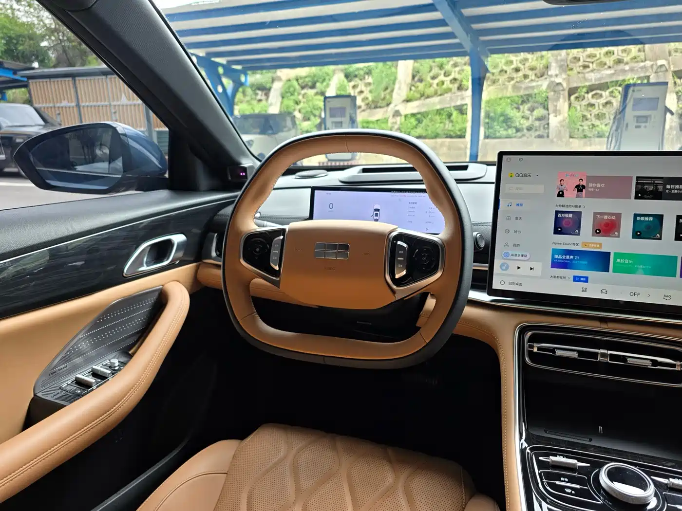 Geely Galaxy Galaxy A7 2025 EM-i фото 10