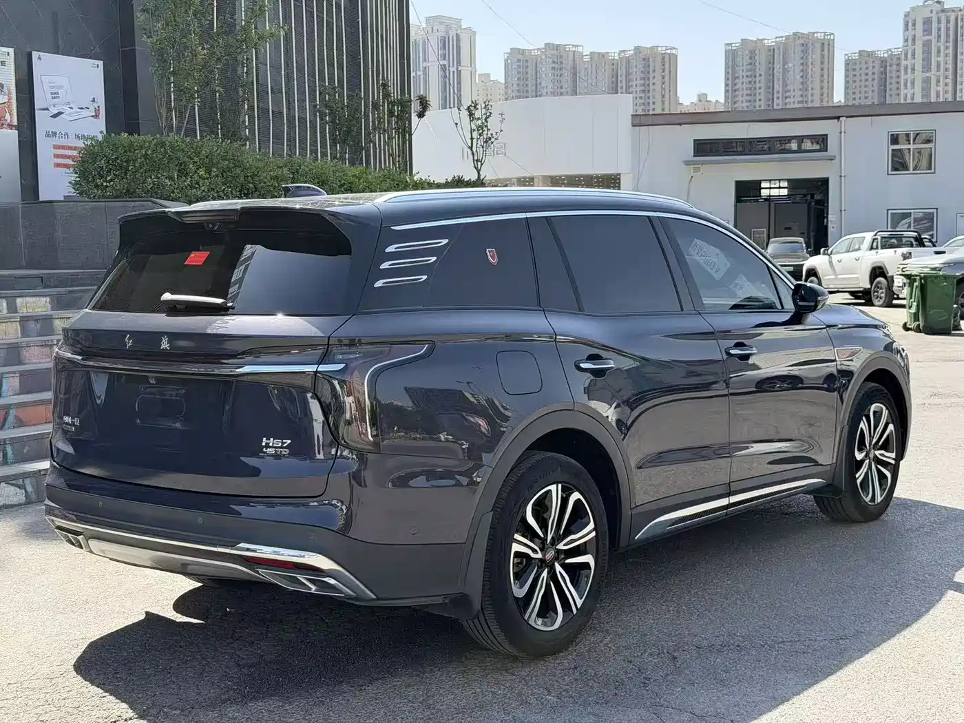 Hongqi HS7 2023 2.0T Automatic 4WD Flag Leader Edition (6-seater) фото 9