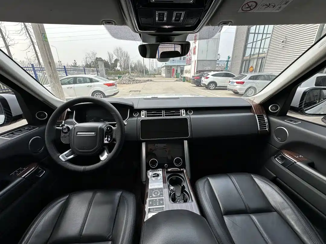 Land Rover Range Rover 2017 3.0 SC V6 Vogue фото 6
