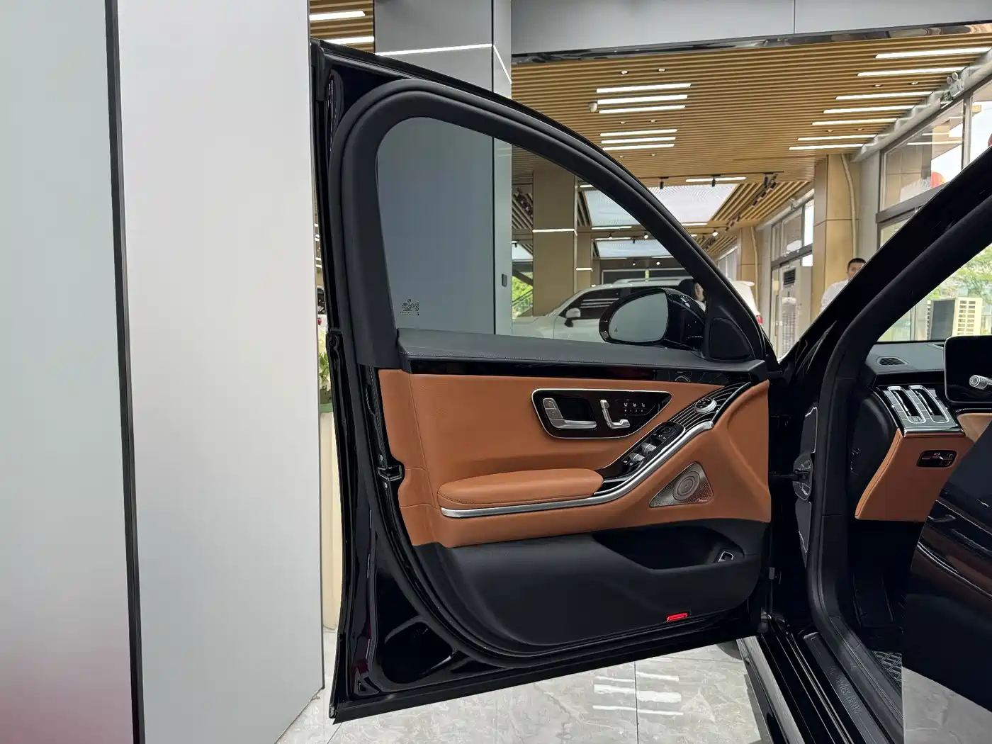 Mercedes-Benz S-Class 2023 Model S 450 L 4MATIC фото 12