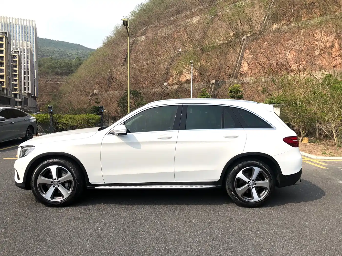 Mercedes-Benz GLC 2016 GLC 260 4MATIC Luxury фото 7