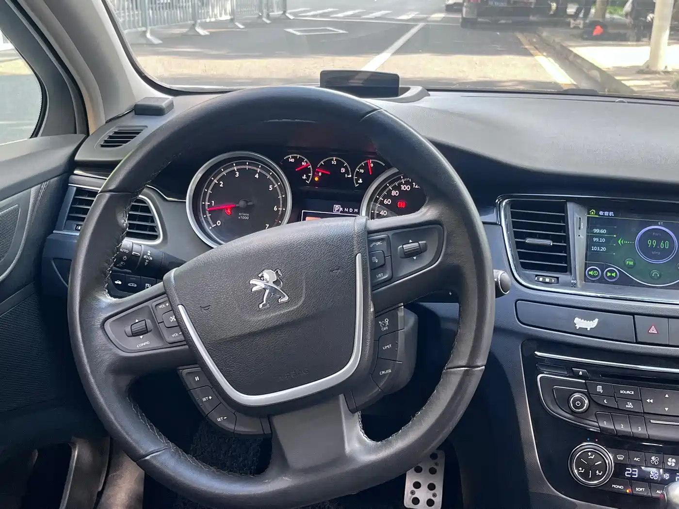 Peugeot 508 2012 2012 2.3L Roland Garros Edition