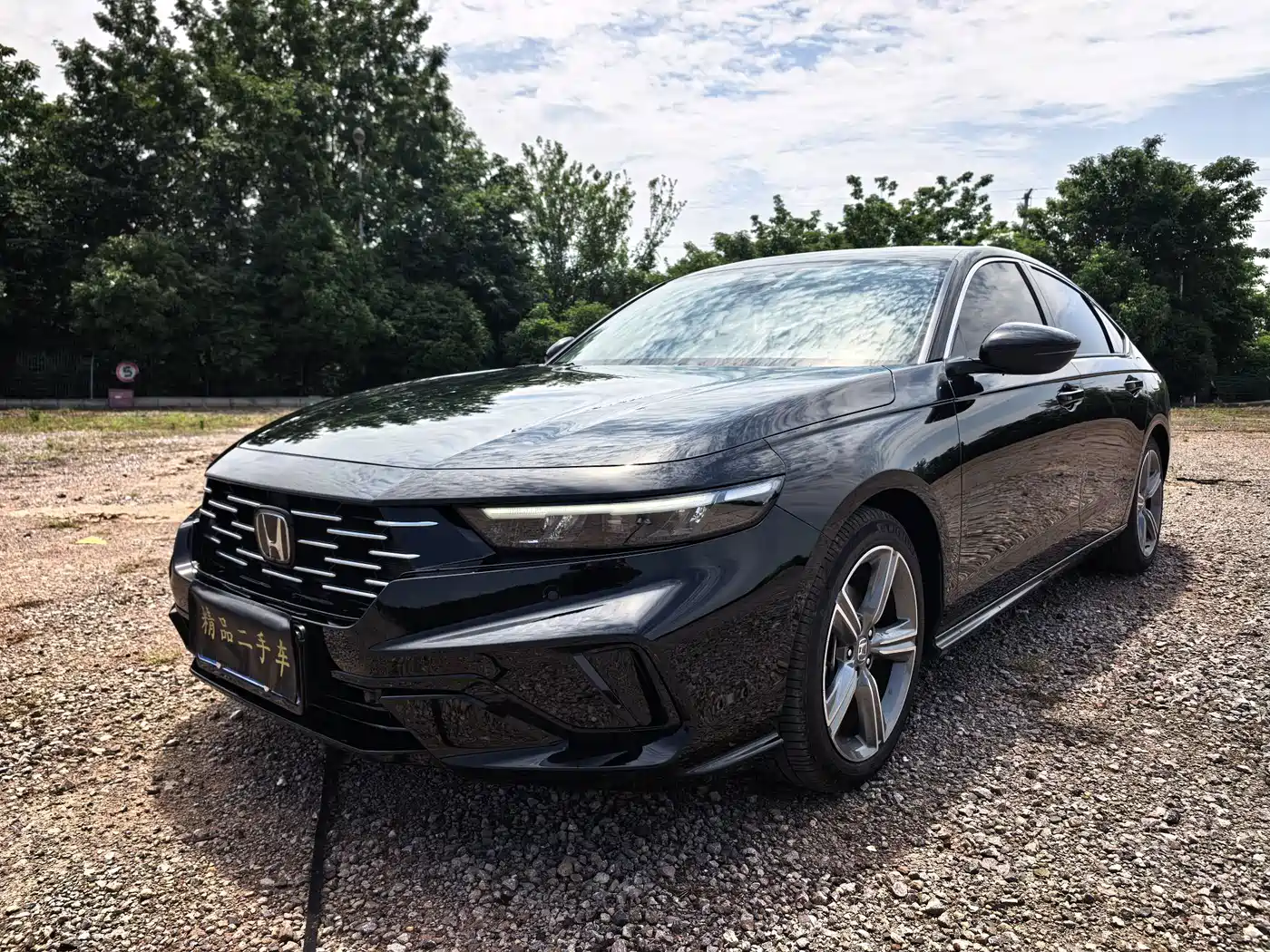Фото 1 - Honda Accord