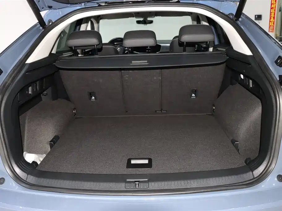 Volkswagen Tayron X 2020 330TSI 2WD Premium Smart Edition фото 17