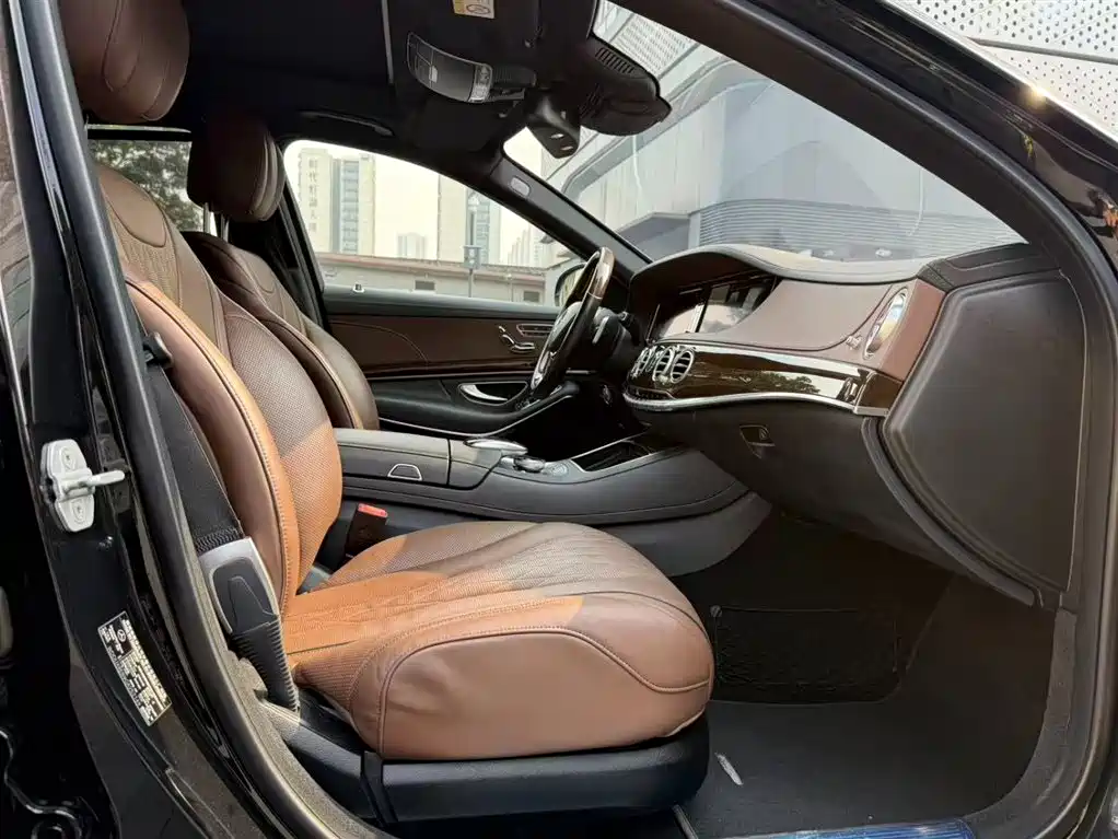 Mercedes-Benz Maybach S-Class 2015 S 500 4MATIC фото 17