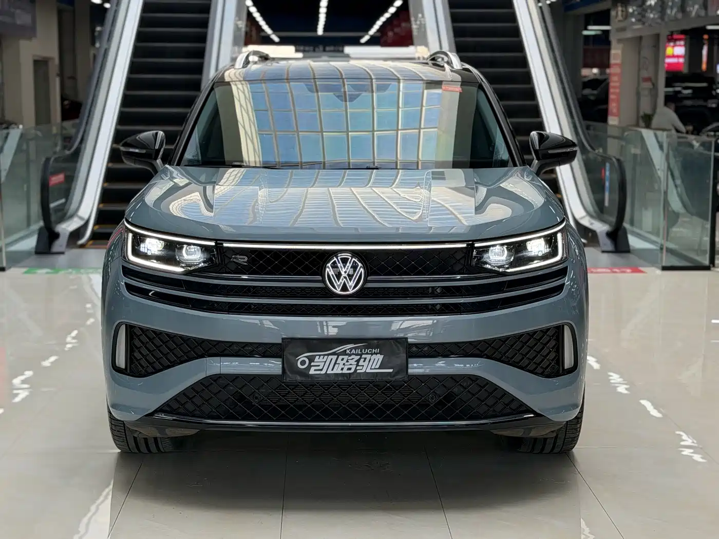Volkswagen Talagon 2024 2023 380TSI 4WD R-Line Touring Edition