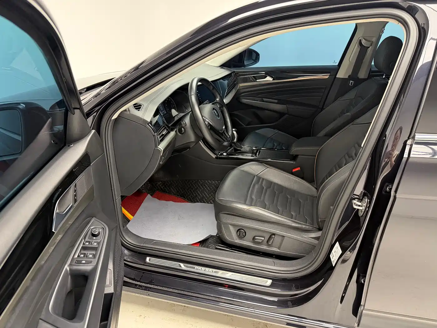 Volkswagen Passat 2021 Model 330TSI Elite Edition фото 14