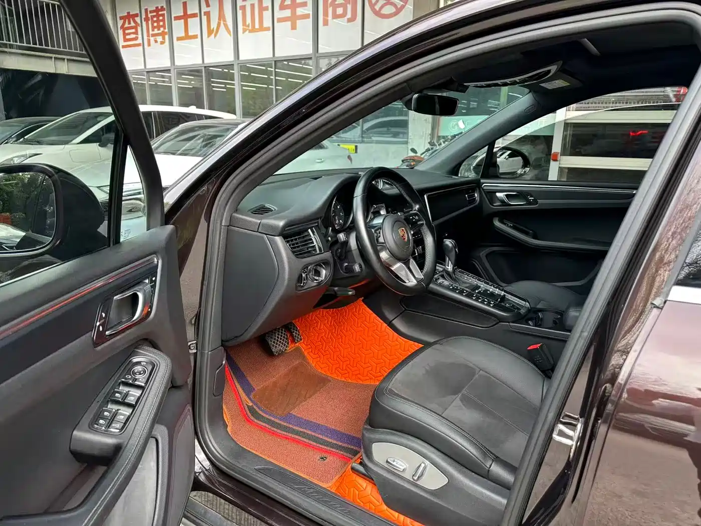 Porsche Macan 2018 Macan 2.0T фото 5