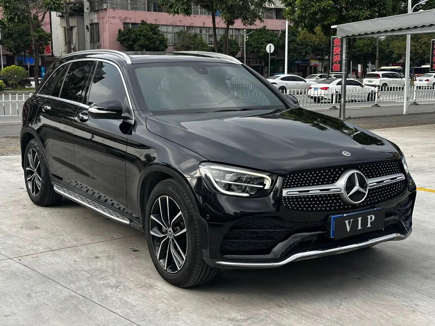 Mercedes-Benz GLC 2020 Facelift GLC 260 L 4MATIC Luxury