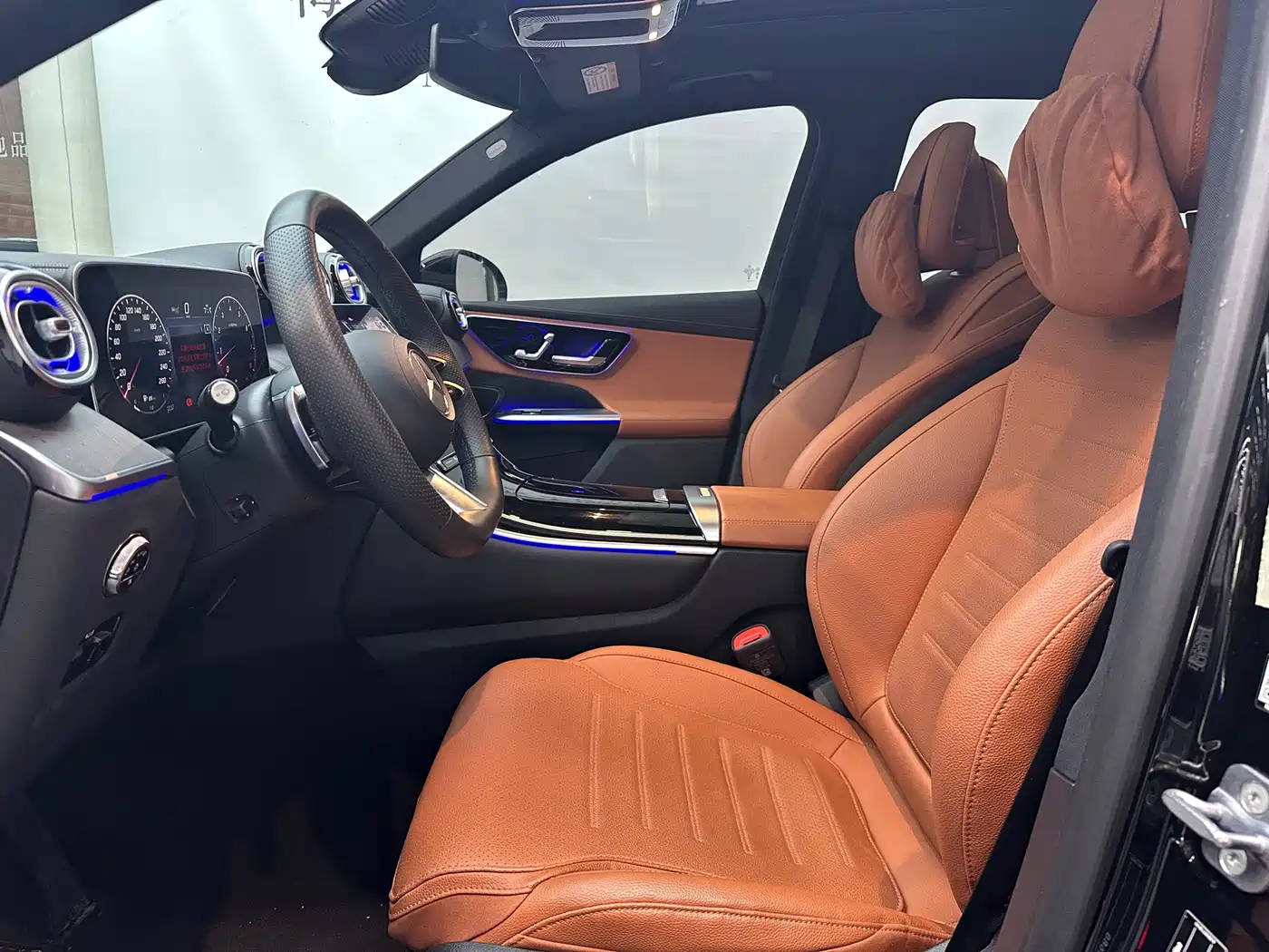 Mercedes-Benz GLC 2023 GLC 260 L 4MATIC Luxury 5-Seater фото 15