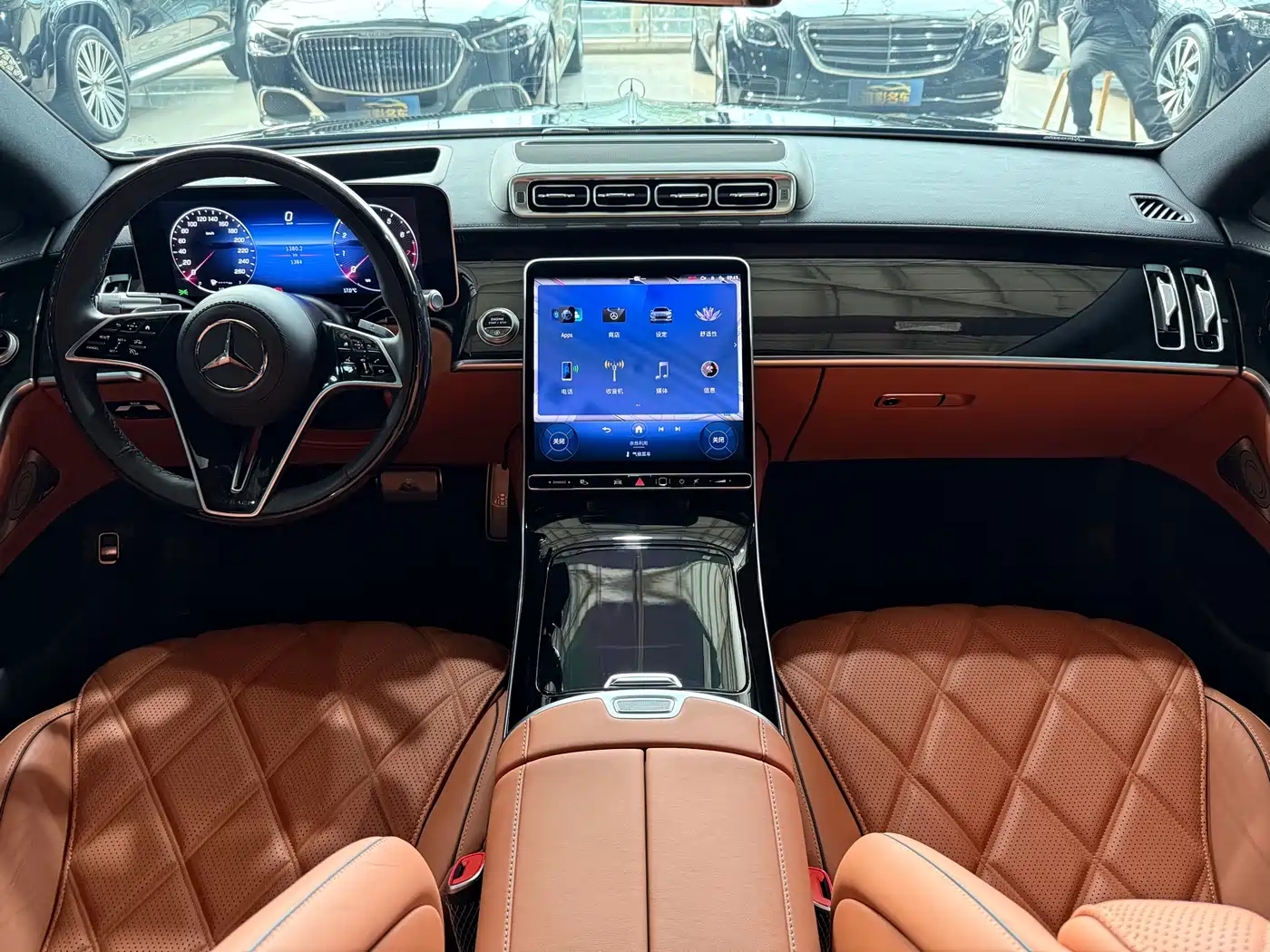 Mercedes-Benz Maybach S-Class 2024 Facelift S 480 4MATIC фото 11