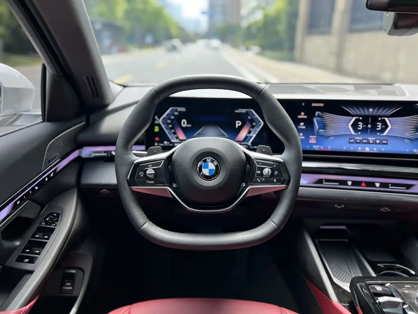 BMW 5 Series 2024 530Li Leading Model Luxury Package фото 8