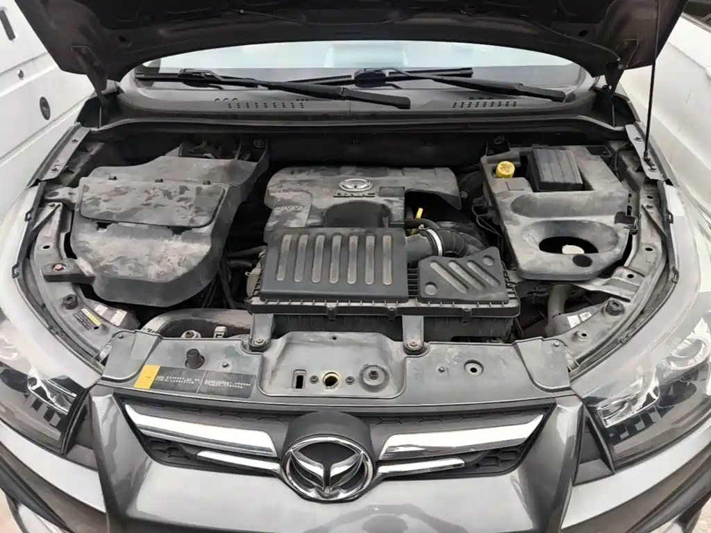 BAIC Huansu S3 2015 2015 1.8L Premium (China V)